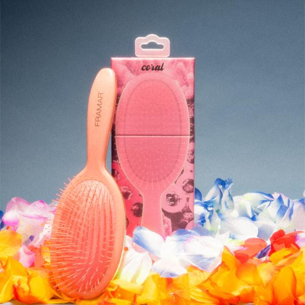 Baecation - Coral - Detangle Brush