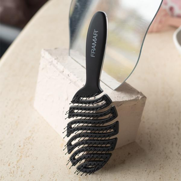 Black - Flex Brush