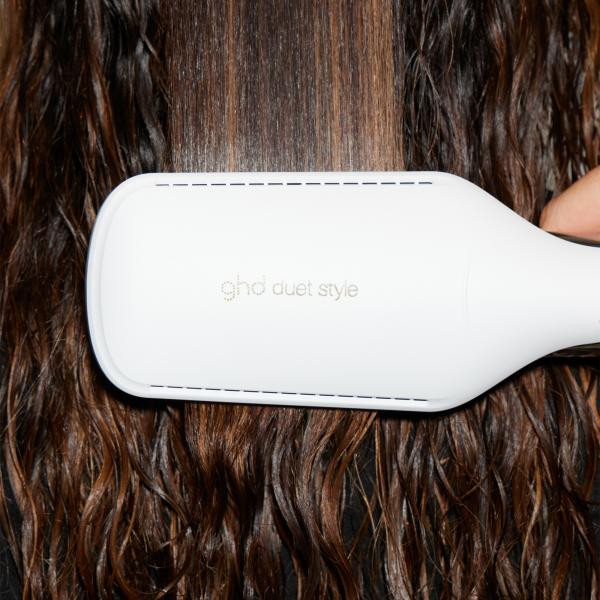 Duet Style 2-in-1 Hot Air Styler - White